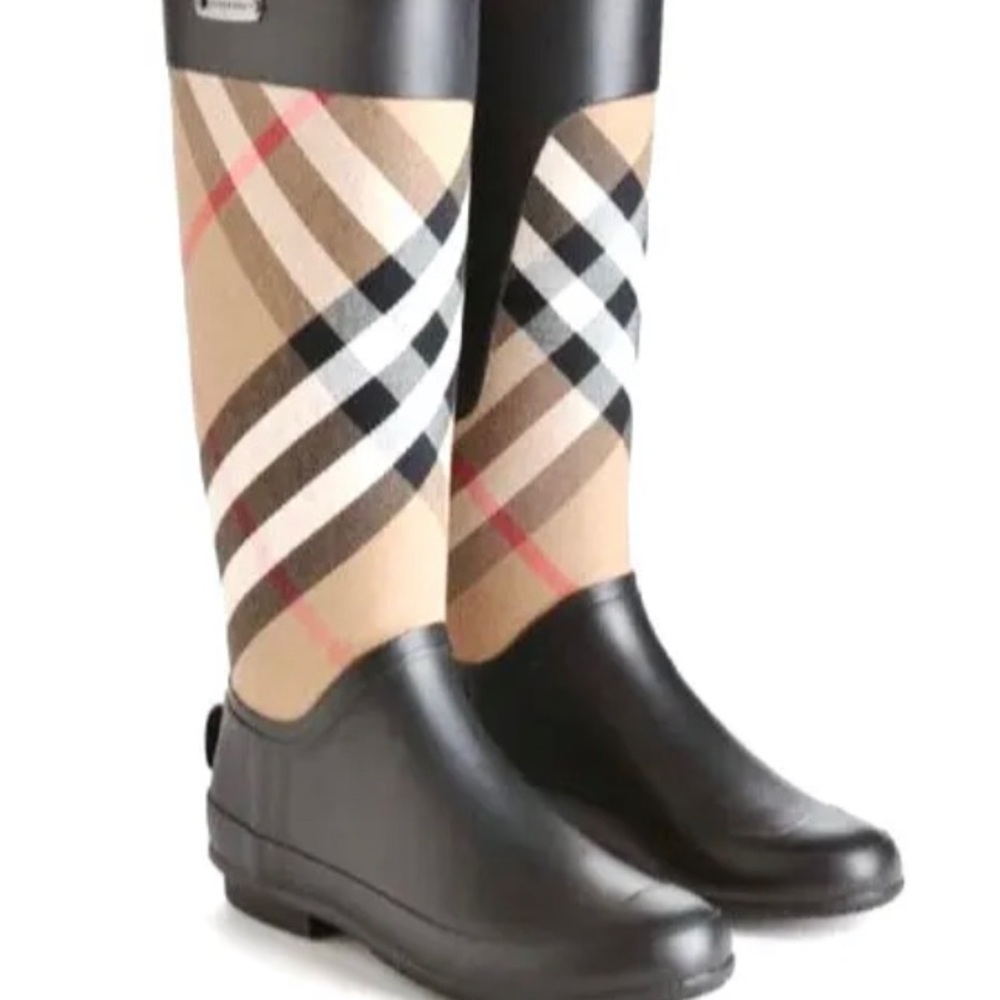 Burberry Check tall Rain/Snow boots